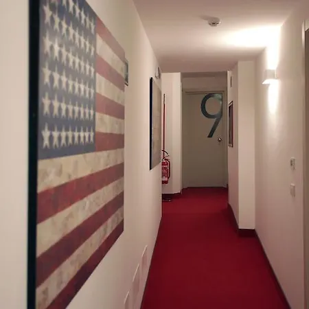 Al Vecchio Tram Hotel 3*