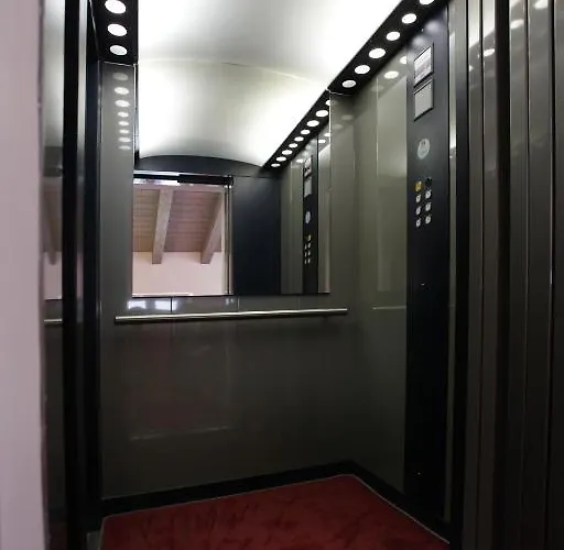 Al Vecchio Tram Hotel